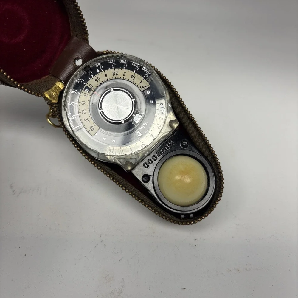 Norwood Super Director Walz Exposure Light Meter - Tested Works w/ Case